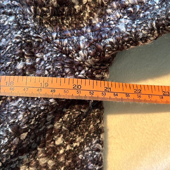 TRIBAL Jacket - Picture 7 of 8